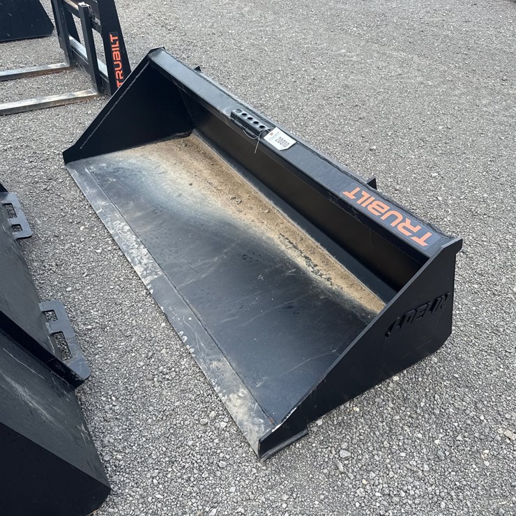 #2033 • TRUBILT 72" SKID STEER SMOOTH BUCKET