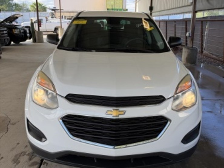 2016-chevrolet-equinox-image-3