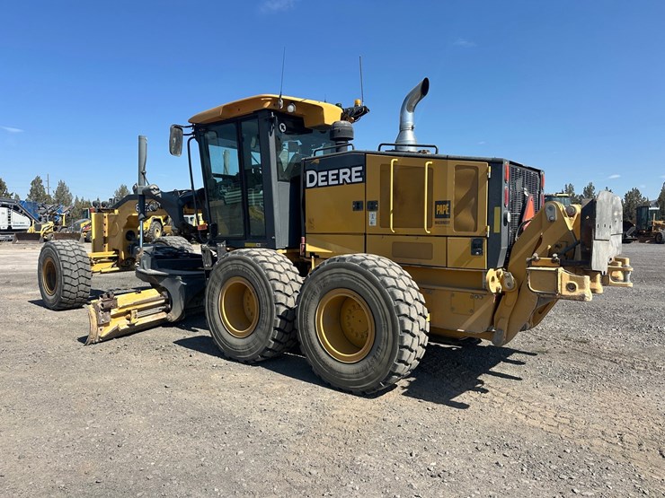 2013-deere-872gp-image-3
