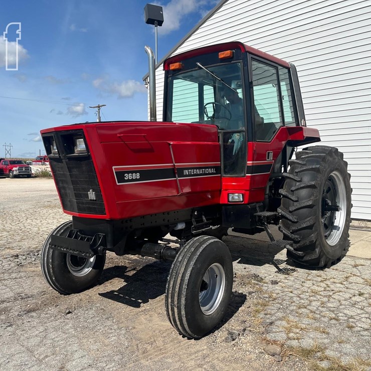 1982 INTERNATIONAL 3688