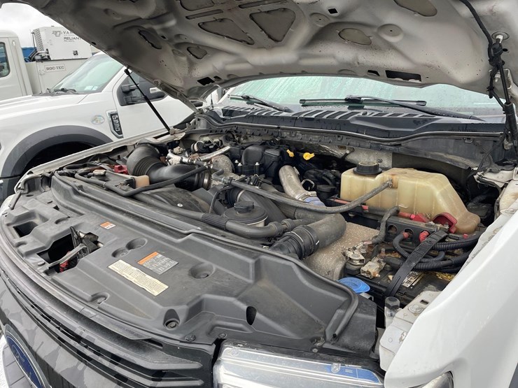 2019-ford-f550-image-18