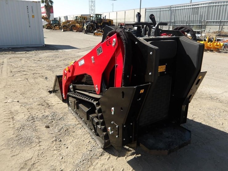 2026-sdlool-sl-v1000-skid-steer-loader-image-4