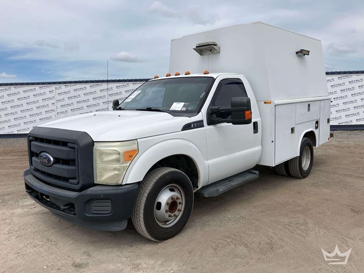 2016-ford-f350-image-1
