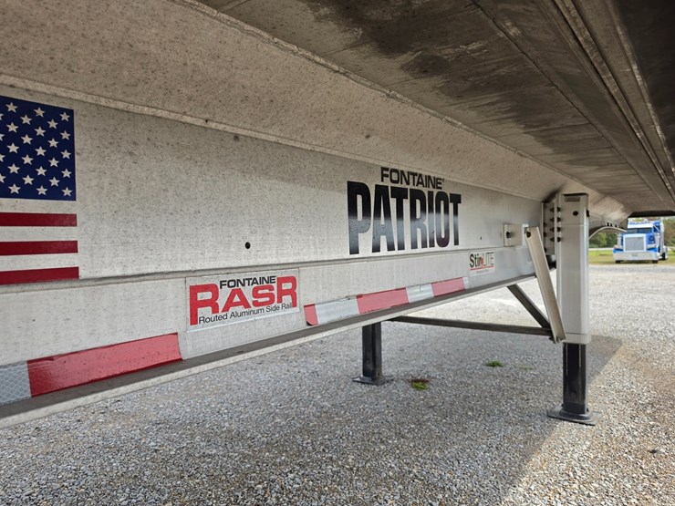 2022-fontaine-flat-bed-trailer-image-56