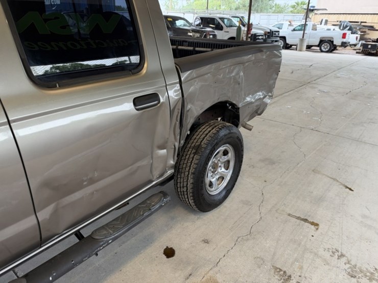 2004-nissan-frontier-image-6