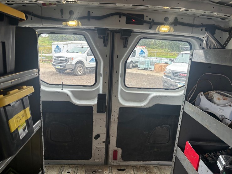 2018-ford-transit-image-57