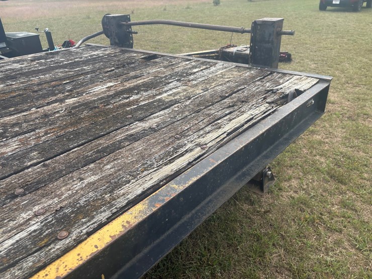 #2340-•-24'-tandem-axle-flatbed-trailer-image-11