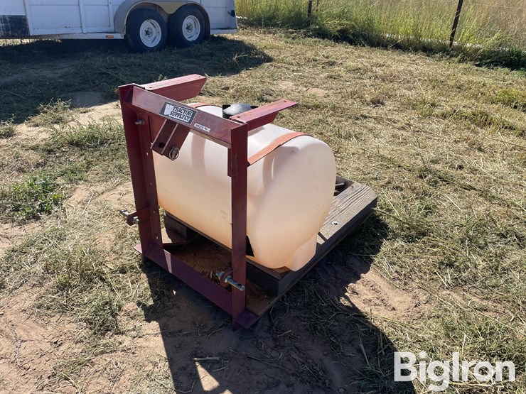 3-pt-sprayer-tank-image-1
