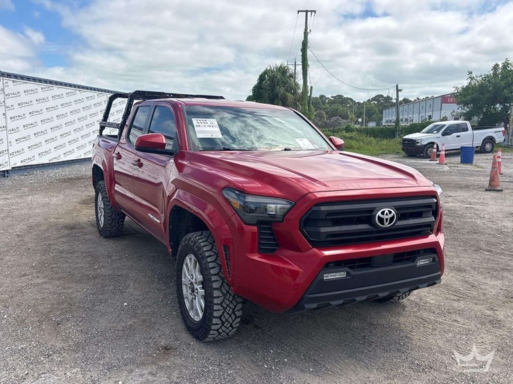 2024-toyota-tacoma-image-2