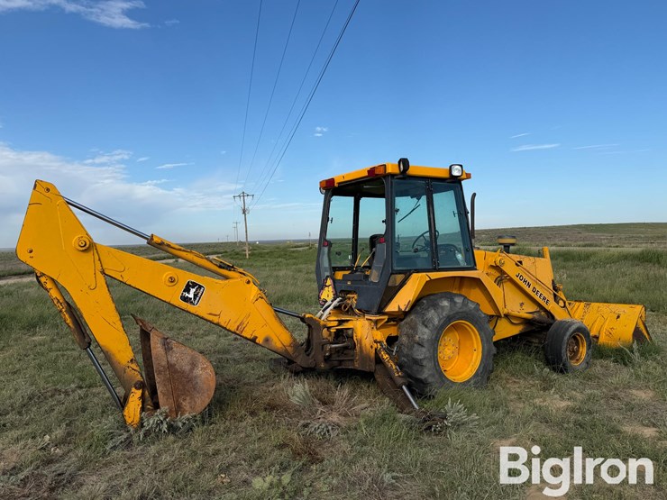 1986-deere-210c-image-5