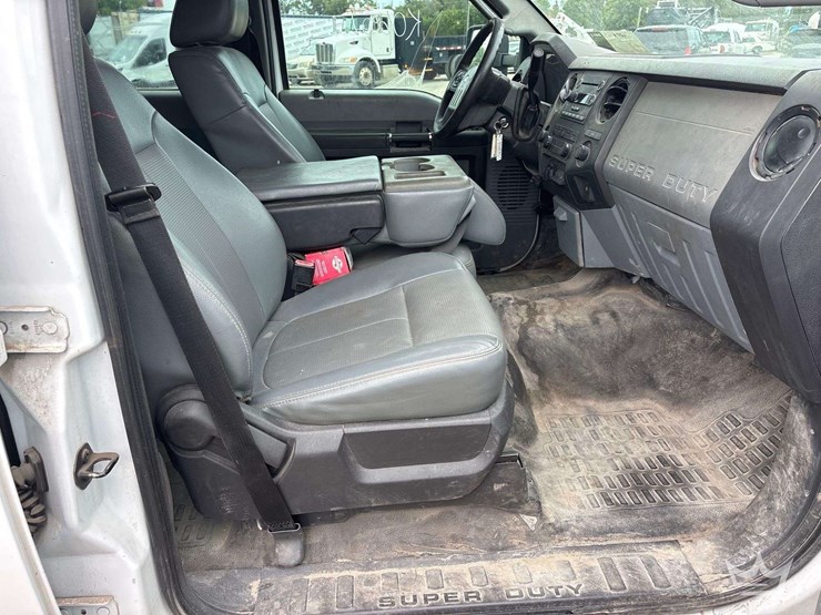2016-ford-f350-image-27