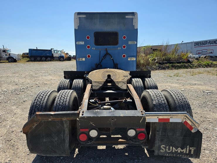 1997-peterbilt-379-image-89