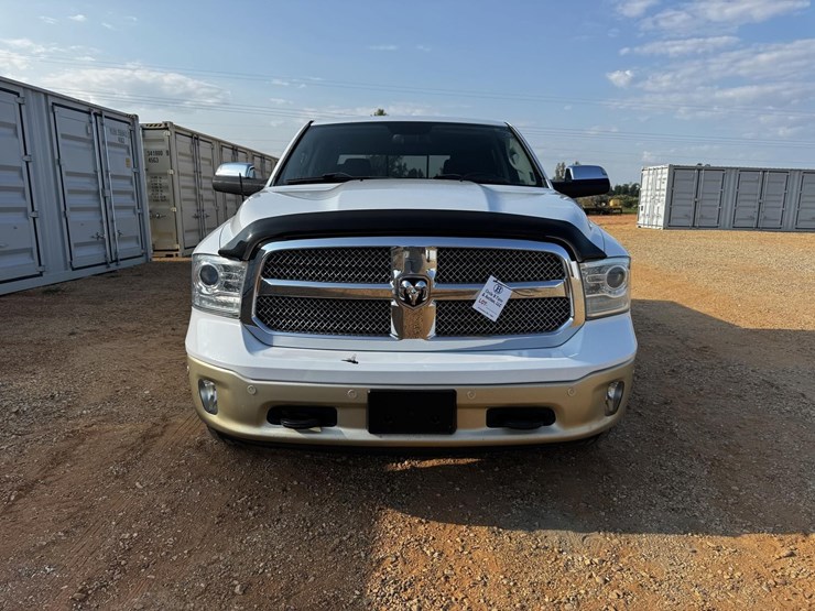 2014-dodge-1500-image-10