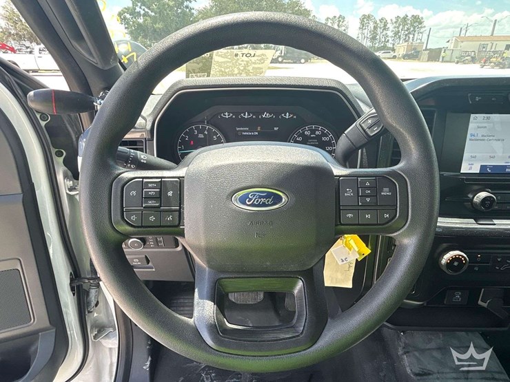 2022-ford-f150-image-14