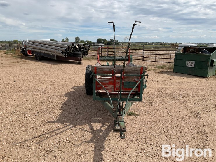 new-idea-m-12a-manure-spreader-image-2