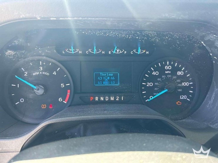 2023-ford-e350-image-25