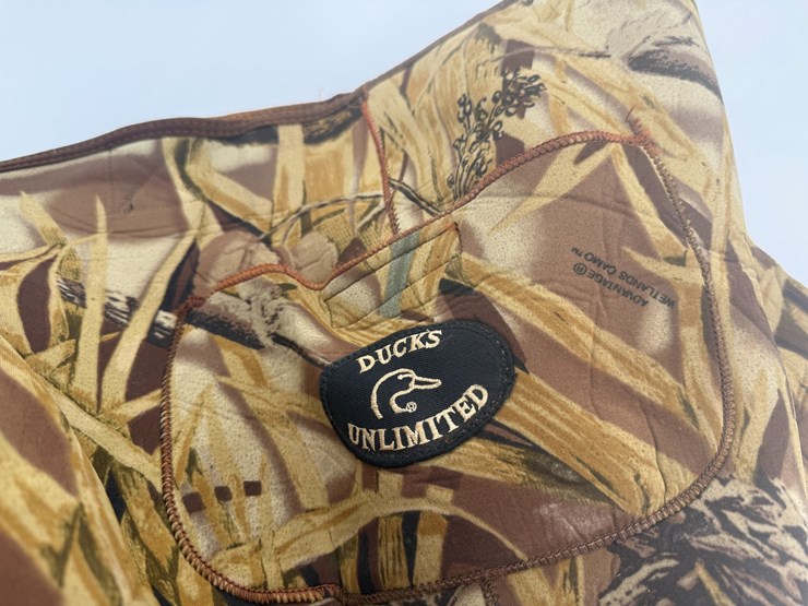 #202-•-ducks-unlimited-camo-waders-&-thinsulate-insulated-boots-|-2-sets-image-6