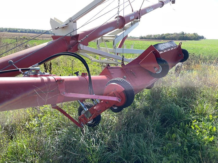 buhler-farm-king-1060-image-14