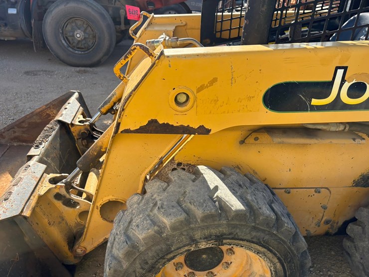 2003-john-deere-240-image-15