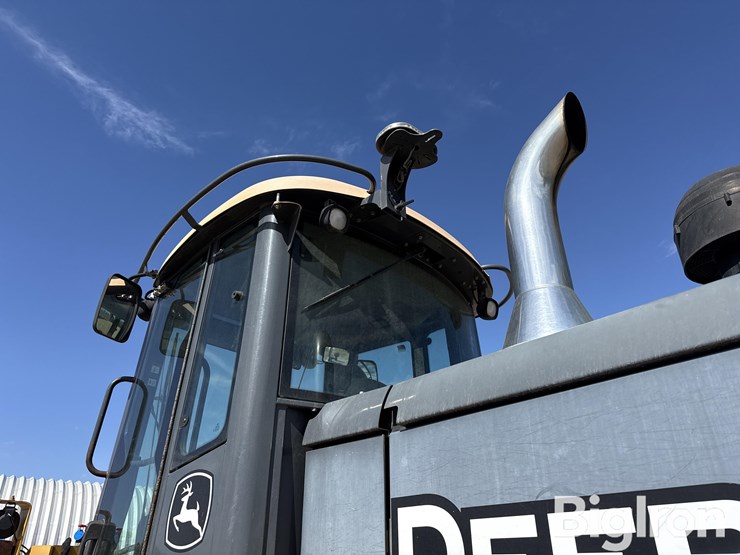 2011-deere-644k-image-13