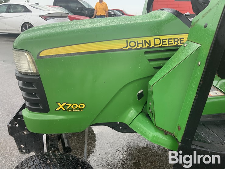 2009-john-deere-x700-image-12