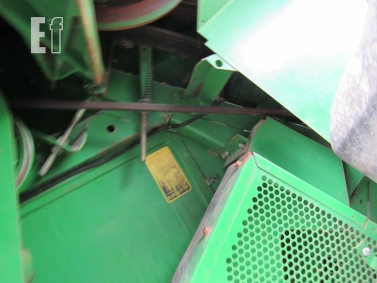 1992-john-deere-9400-image-17