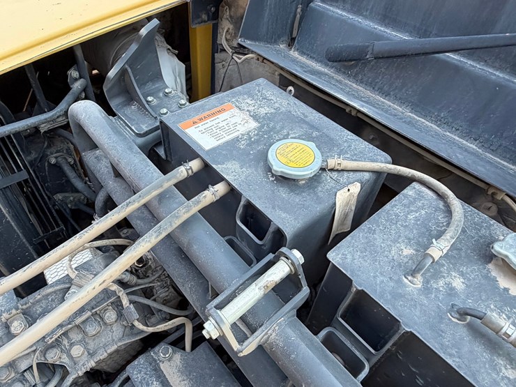 2016-komatsu-hm400-5-image-106