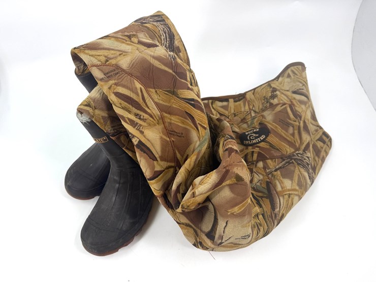 #202-•-ducks-unlimited-camo-waders-&-thinsulate-insulated-boots-|-2-sets-image-5