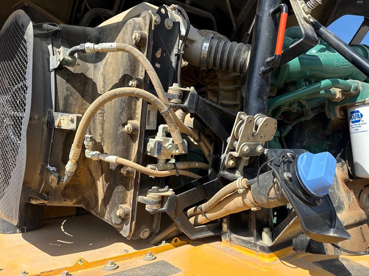 2020-volvo-a45g-image-26