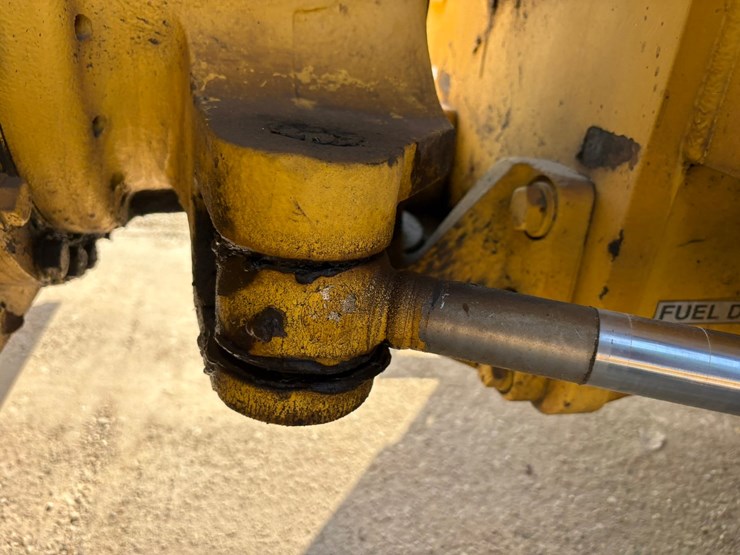 #2410-•-2015-sakia-sw880-double-drum-smooth-roller-compactor-image-26