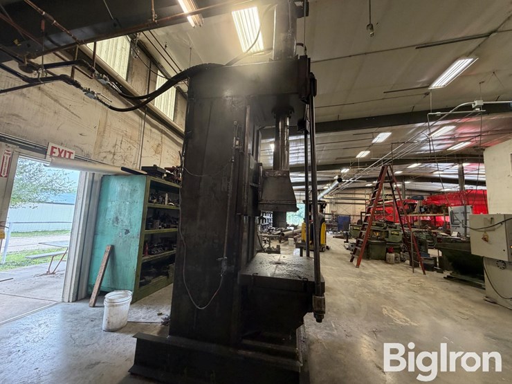 large-press-image-4