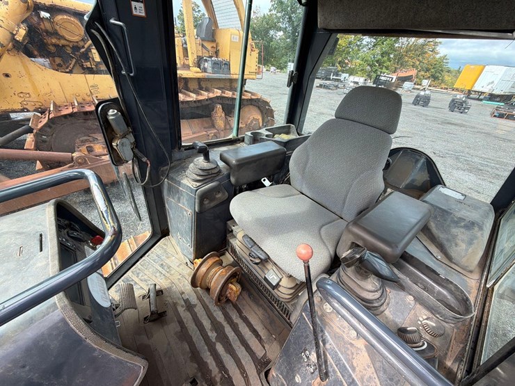 deere-550j-lgp-image-23