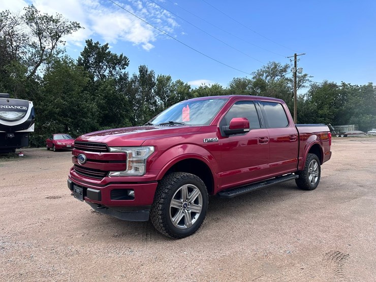 2019-ford-f150-lariat-image-4