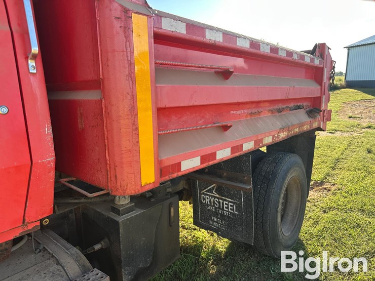 1995-ford-l9000-image-10