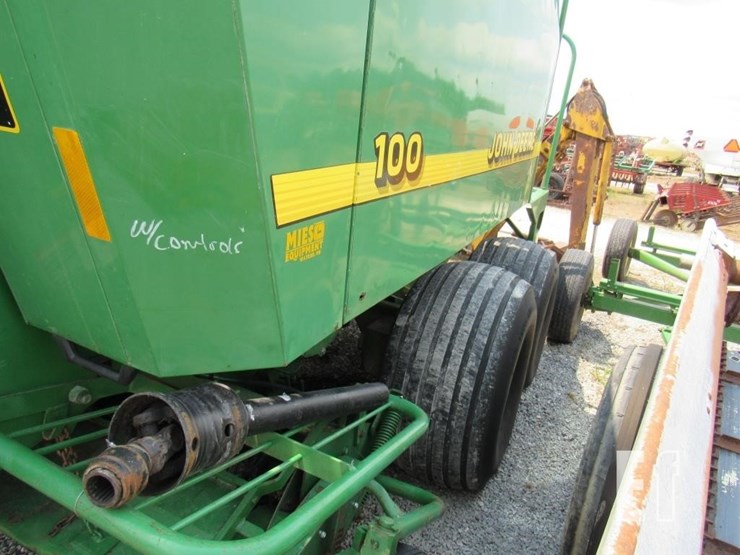 1998-john-deere-100-image-5