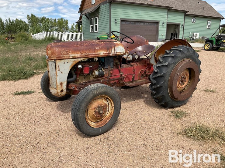 ford-8n-image-1