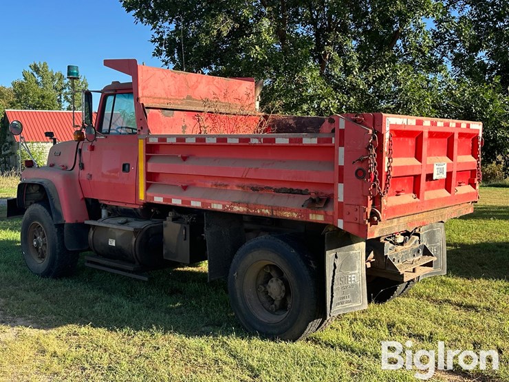 1995-ford-l9000-image-6