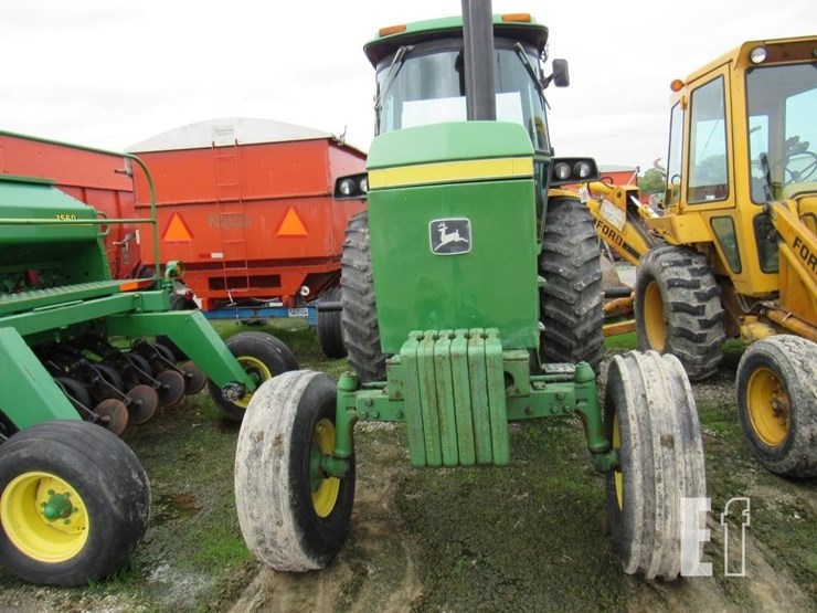 john-deere-4440-image-6