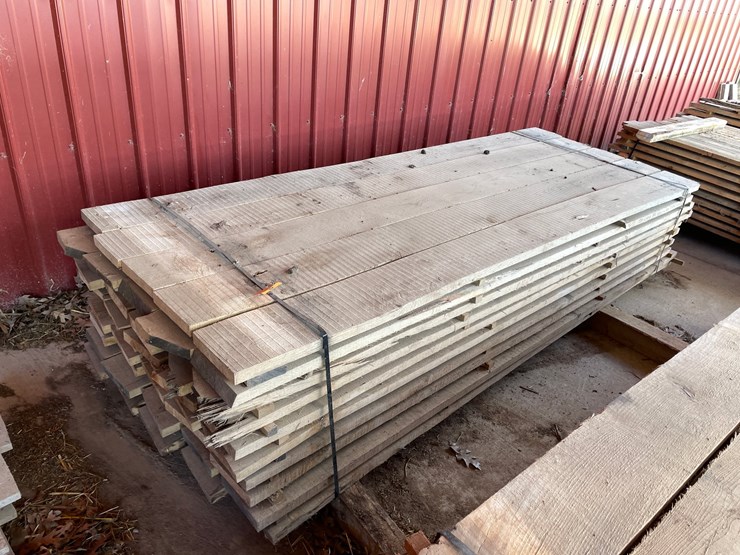 #1652-•-bundle-of-white-oak-boards-image-1
