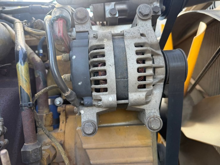 2007-caterpillar-c15-image-30