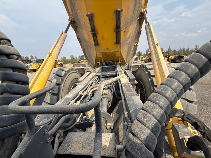 2018-komatsu-hm400-5-image-33