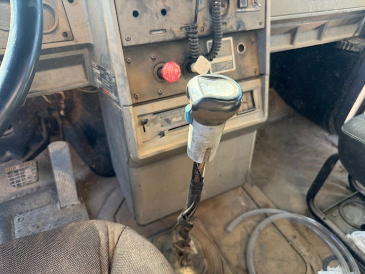 1994-mack-ch613-image-65