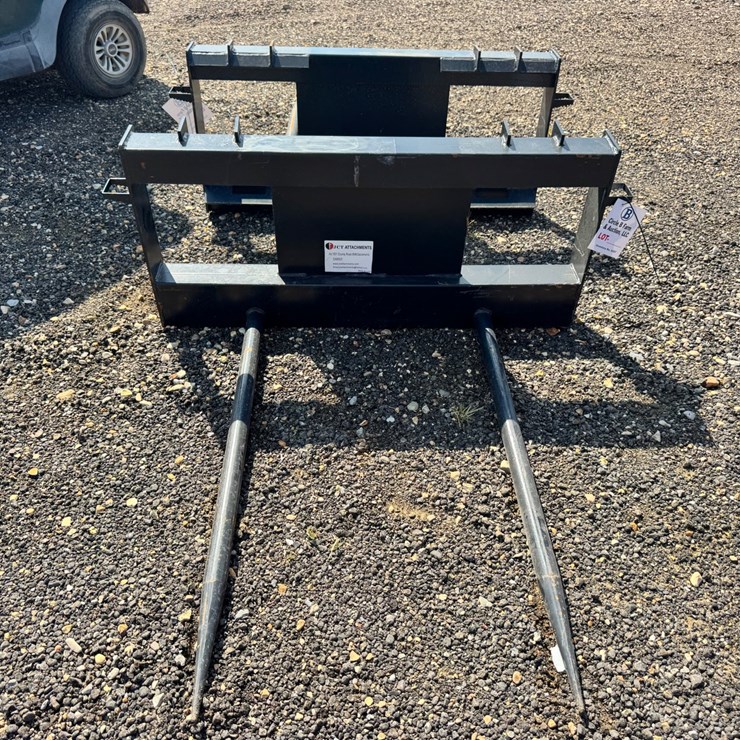 #8207 • JCT Hay Spear