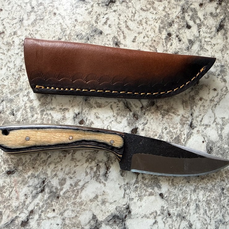 #1525 • Custom Damascus Blade Knife