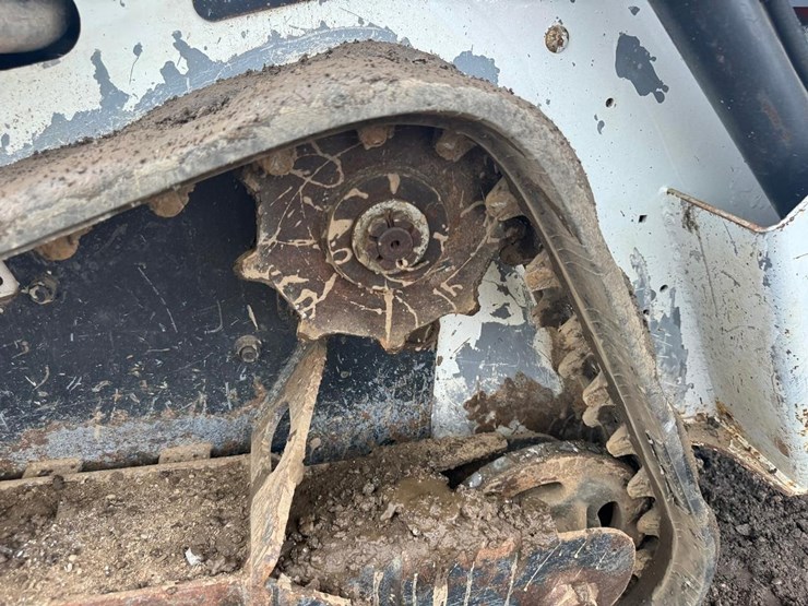 2019-bobcat-mt85-image-15