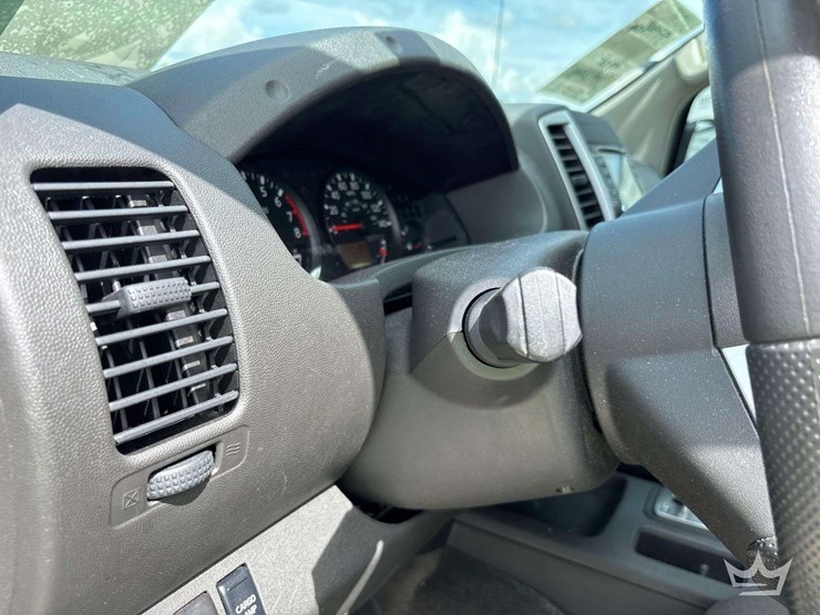 2018-nissan-frontier-image-8