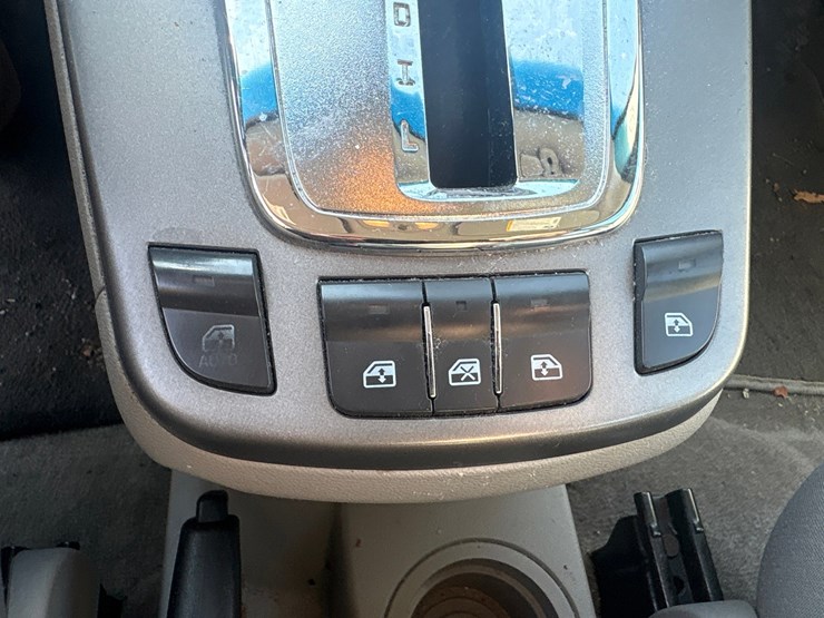 2008-chevrolet-equinox-image-53