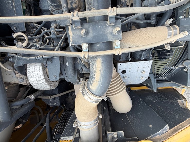 2018-komatsu-hm400-5-image-85