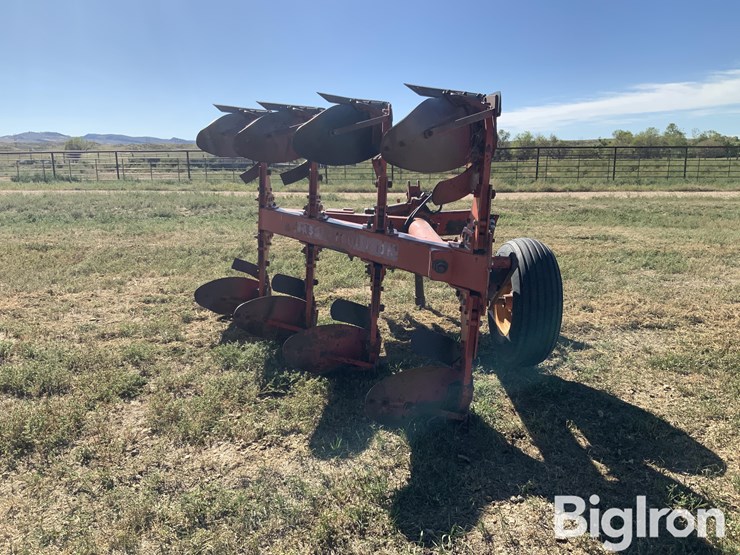 massey-ferguson-570-image-6