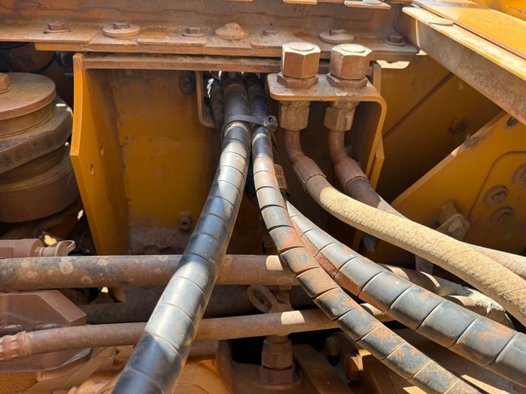 2017-caterpillar-988k-image-115